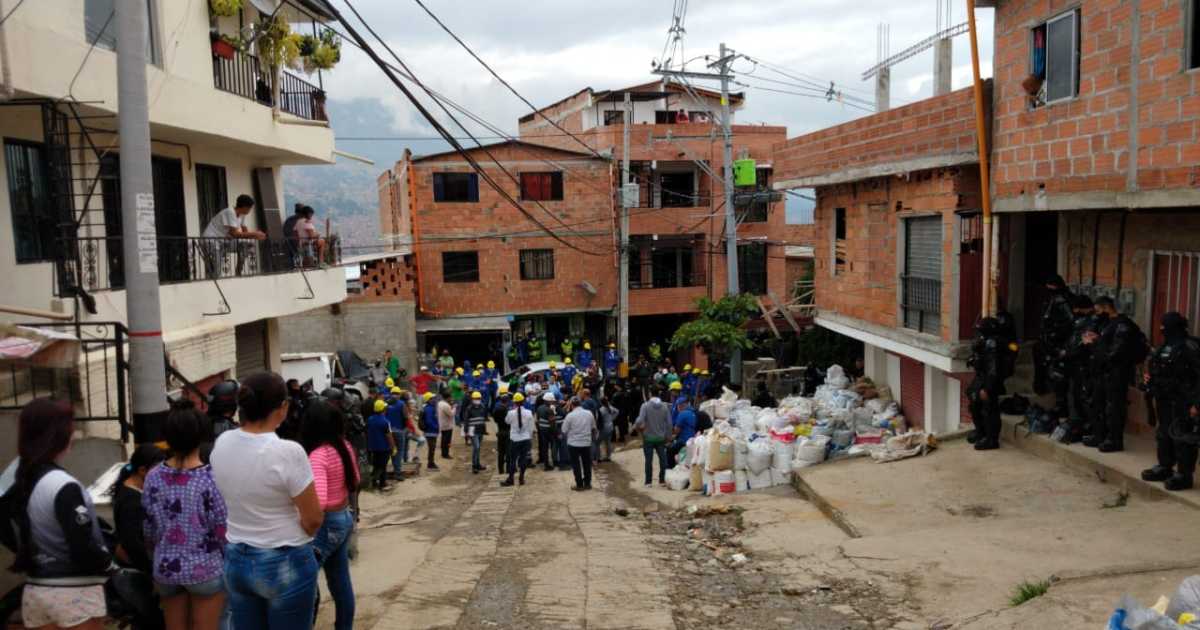 Se reanuda operativo de desalojo en el sector Girasoles de Bello